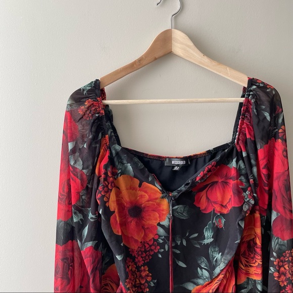 Missguided | Floral Bodysuit - Picture 2 of 10